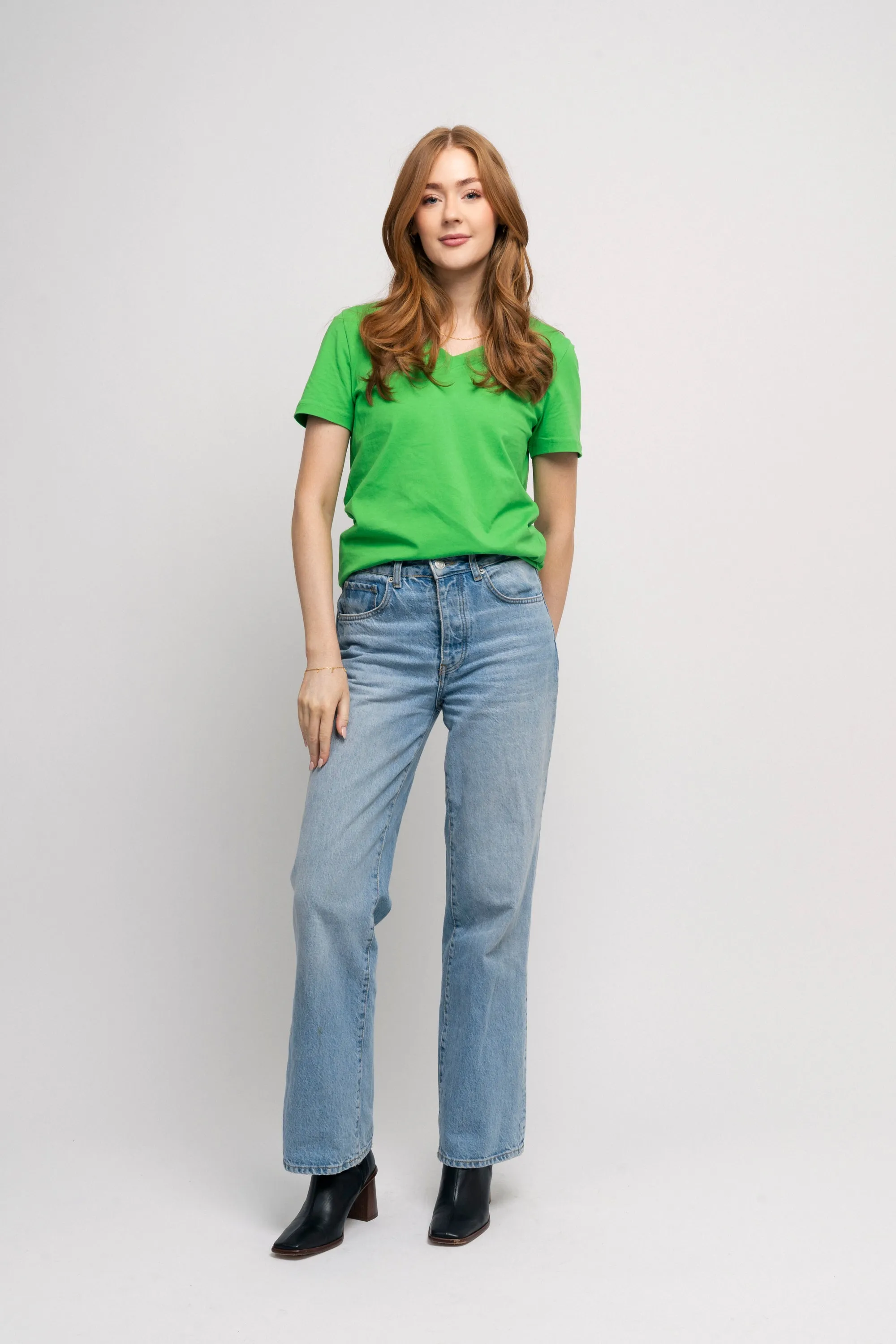 Essential Ss V-Neck Tee - Classic Green