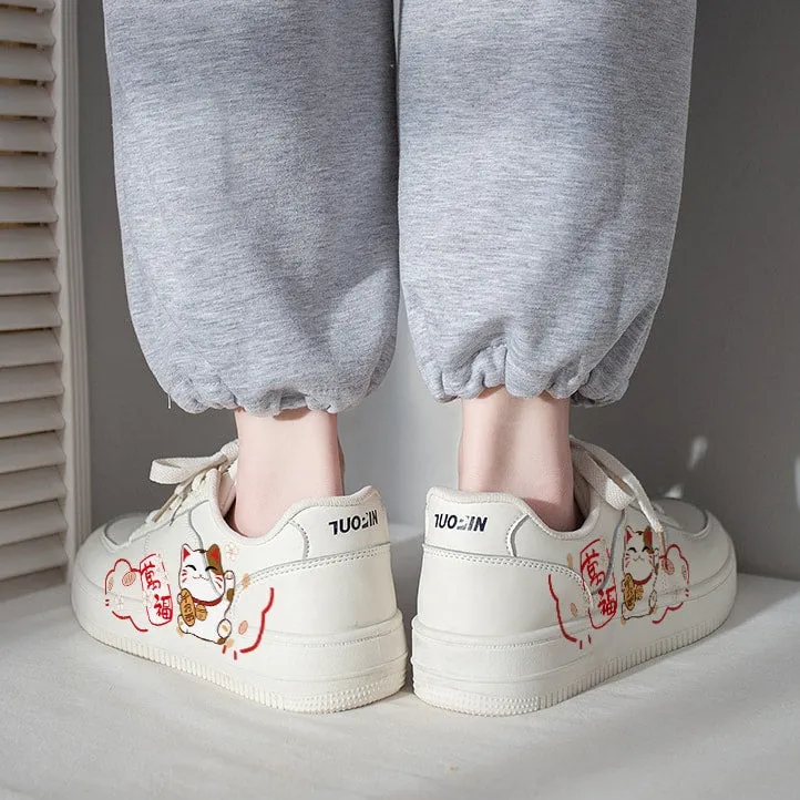 Kawaii Japanese Style Hand-Painted Lucky Cat Print Sneakers