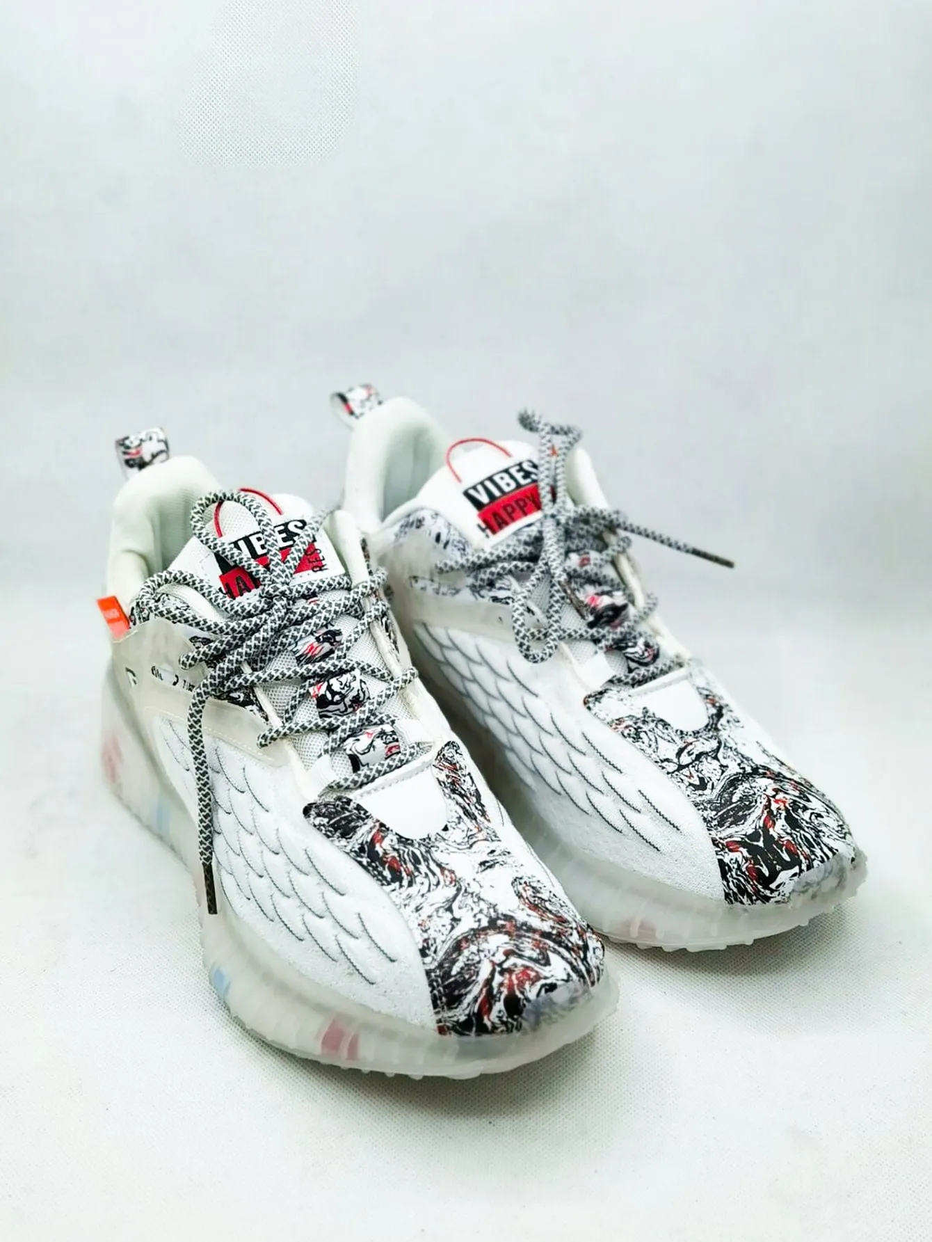 Men Letter Graphic Lace Up Front Chunky Sneakers