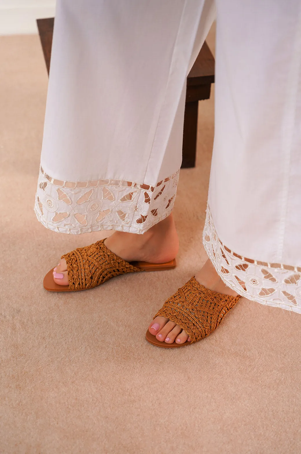 RESORT STRAW SLIDES