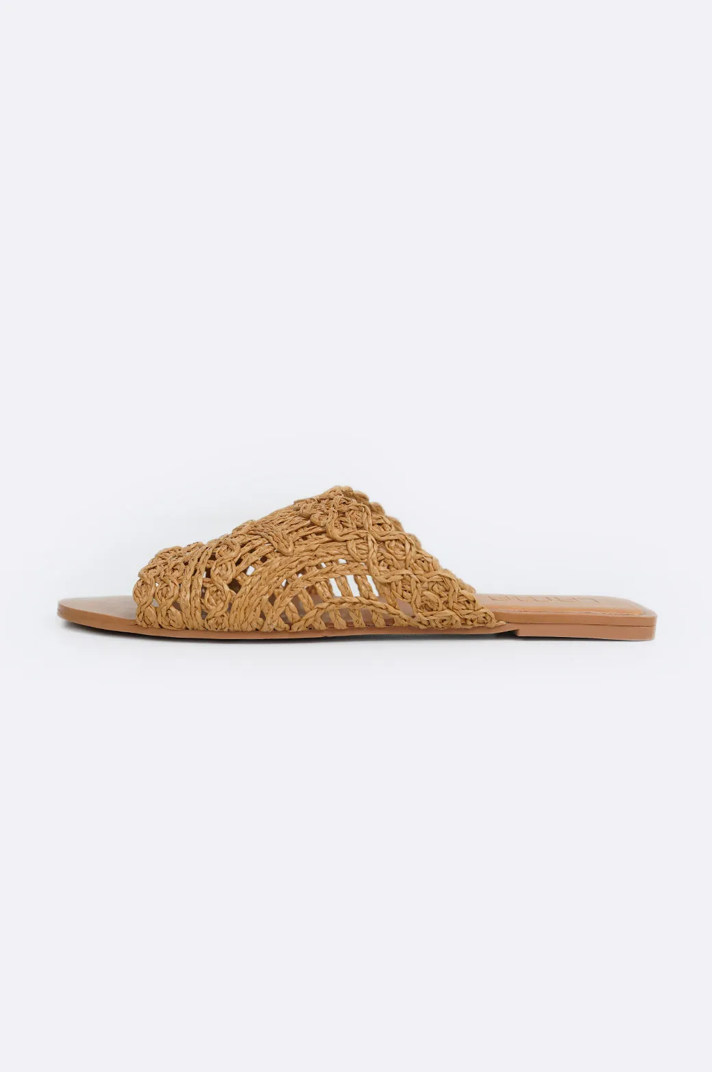 RESORT STRAW SLIDES
