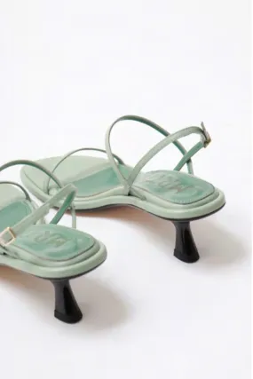 Souliers Martinez - Ivone Sandal: Green Leather