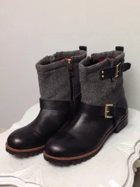 Tommy Hilfiger Child Shoe Size 9 Black Leather Boots